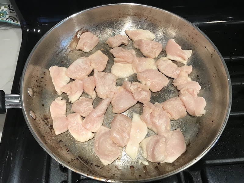 Chicken Tomato Pasta with Red Peppers & Mushrooms - Talking Meals