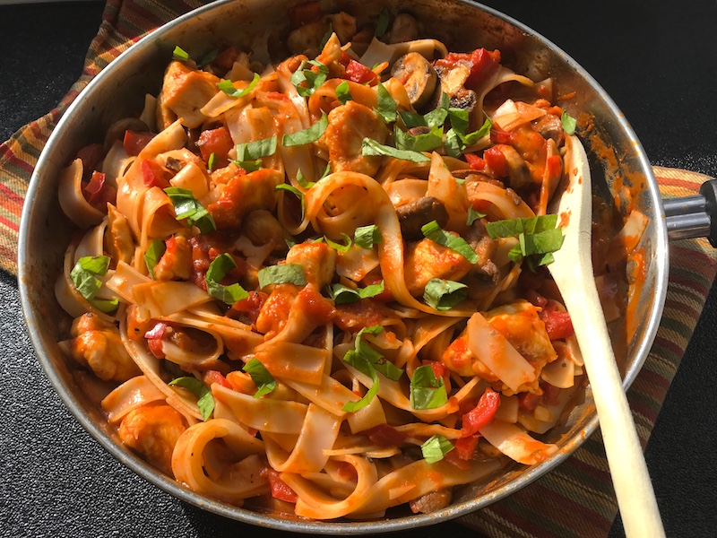 Chicken Tomato Pasta with Red Peppers & Mushrooms - Talking Meals