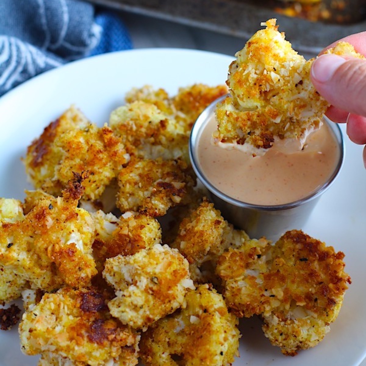 Baked Breaded Cauliflower Recipe {with Sriracha Mayo Dipping Sauce} - Talking Meals