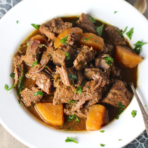 Honey Garlic Beef and Potatoes in the Slow Cooker - Talking Meals