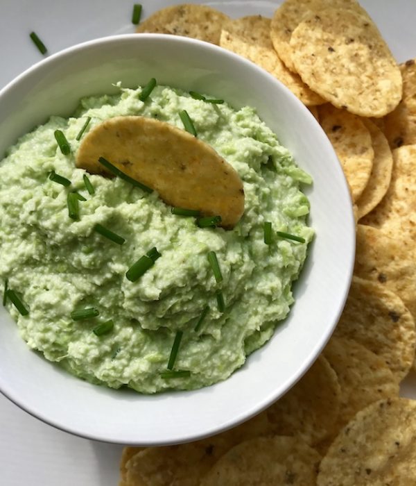Edamame Bean Gorgonzola dip is sort-of like hummus, but made of Edamame beans.  The edamame beans have a mild, slightly nutty flavor that really takes on the more sharp and salty flavors from the gorgonzola.  The texture is perfect with the edamame providing the more hearty and textured bite and the gorgonzola bringing the creamy feel. 